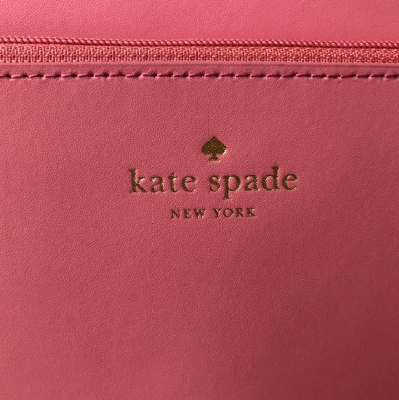 SOLD! Kate Spade pink handbag and wallet set - Picture 3 of 8